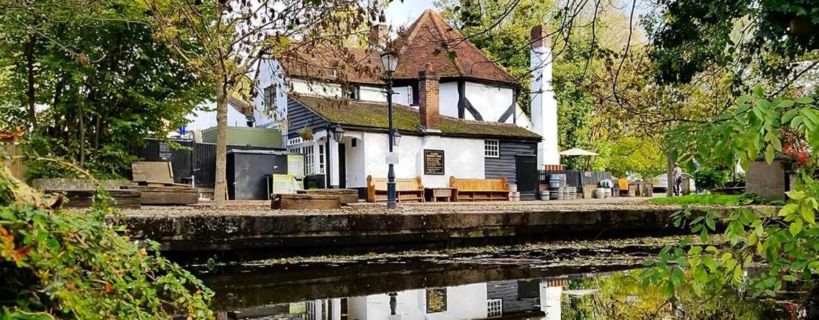 Ferienwohnung Little Acorns St Albans Exterior foto